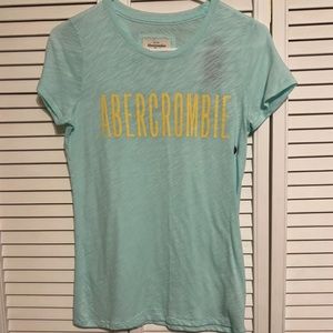 Abercrombie & Fitch T-shirt